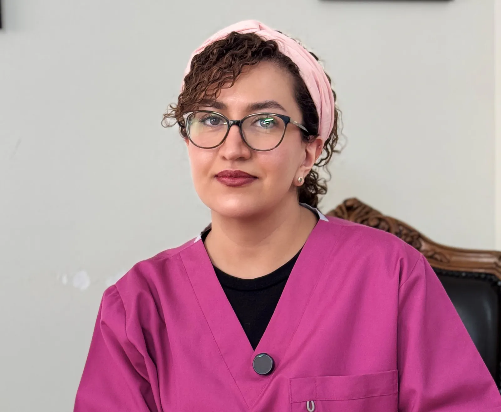 دکتر مریم نادری فر متخصص زیبایی زنان